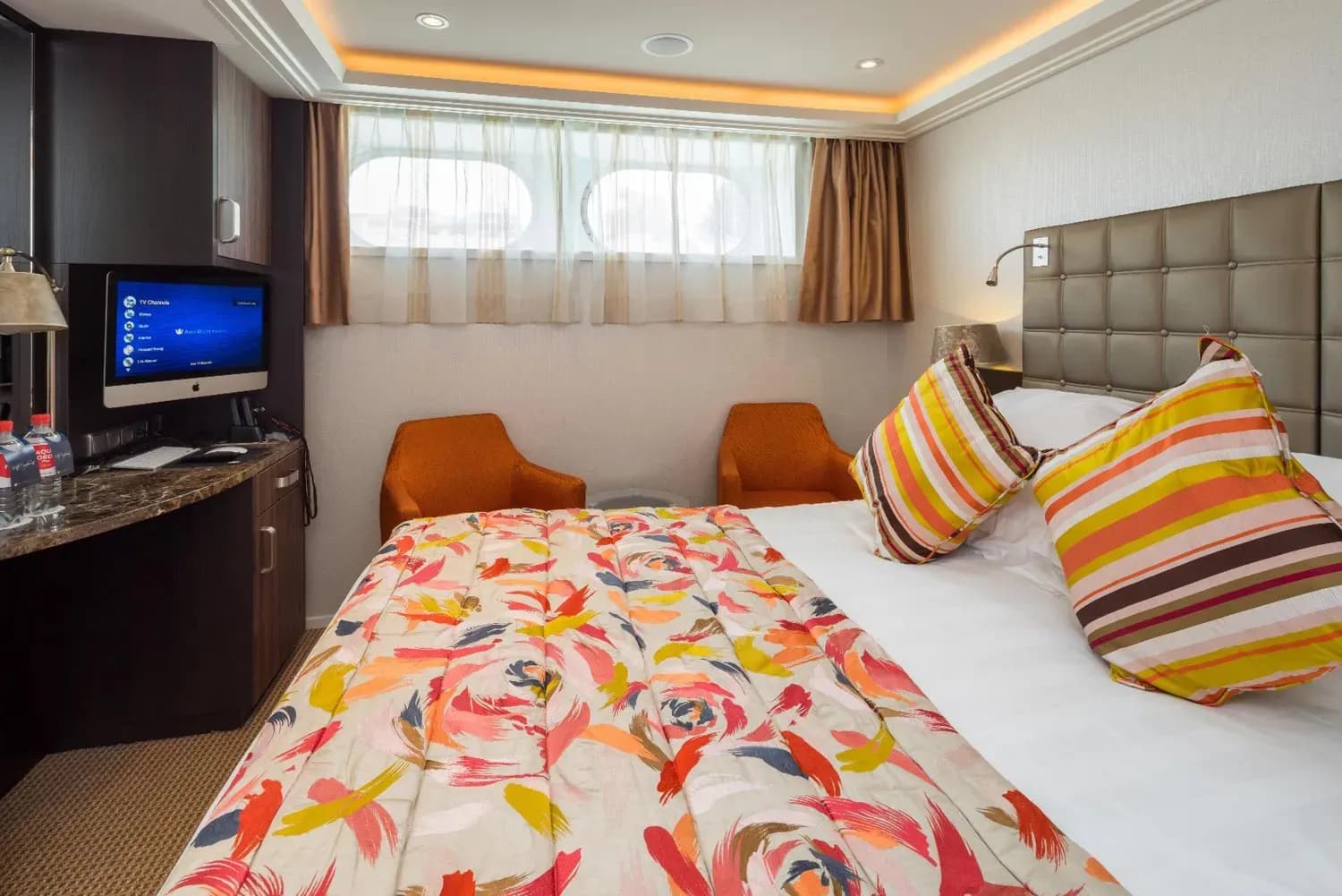 amaserena fixed window cabin