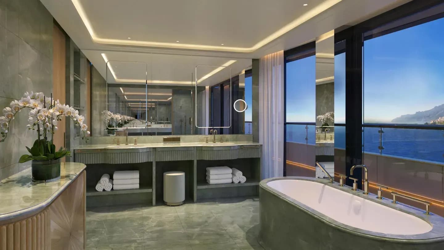four season yacht