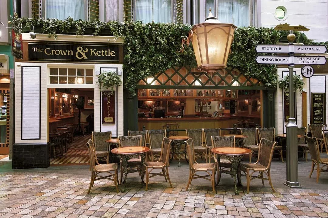 Explorer of the Seas,  Crown & Kettle Pub 