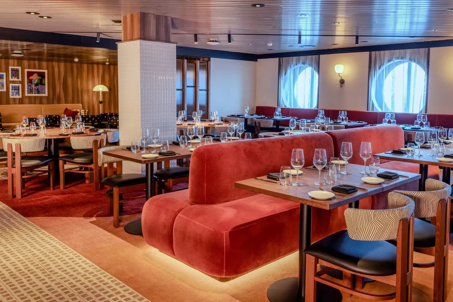 virgin voyage briliant lady restaurant