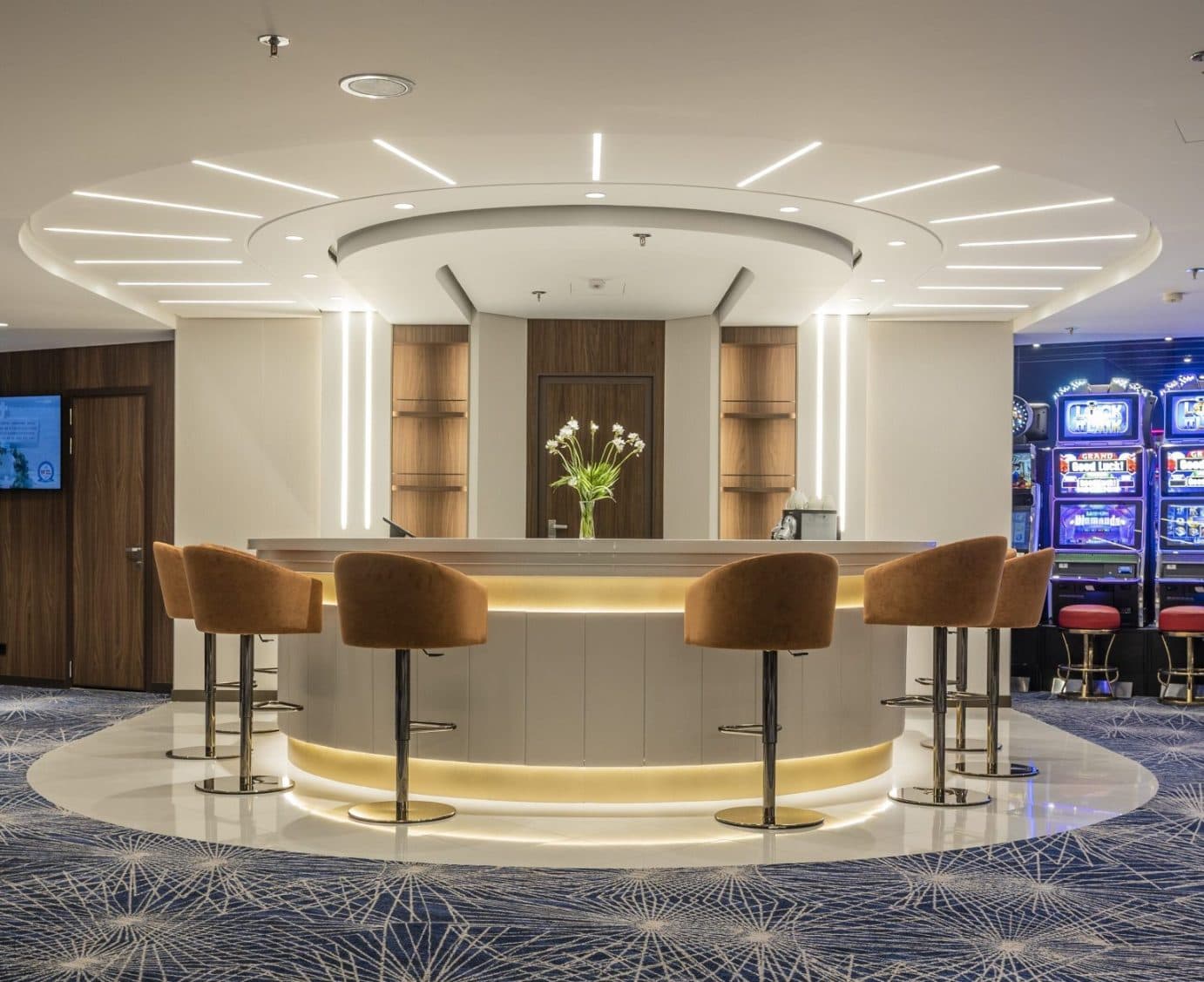 Celestyal discovery bar