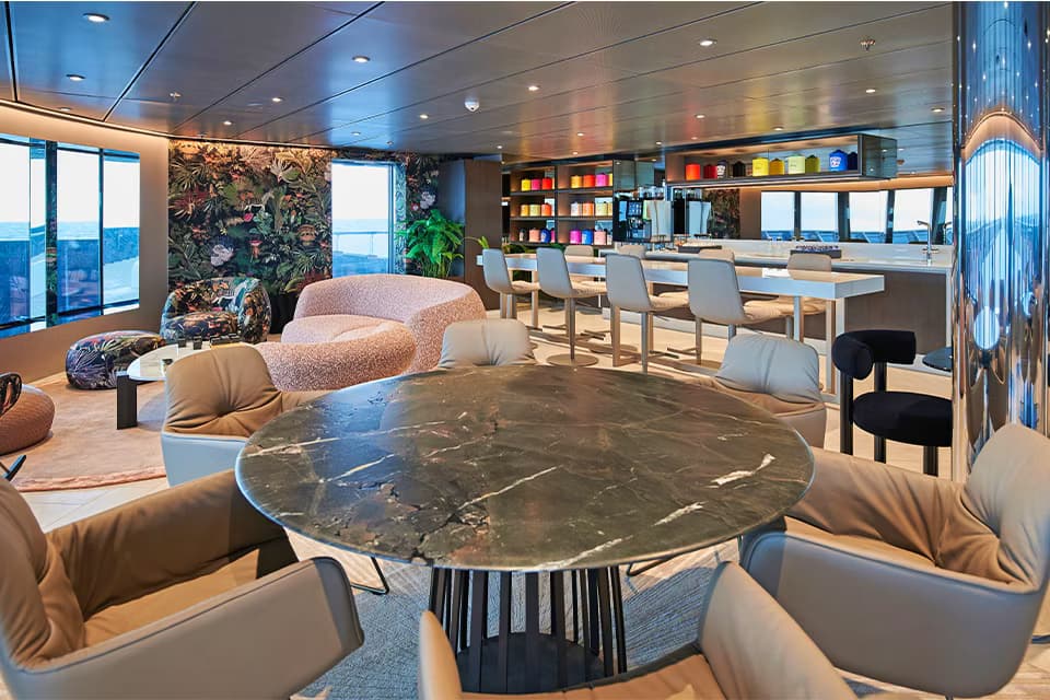 Scenic ecplise ii luxury yacht amenities