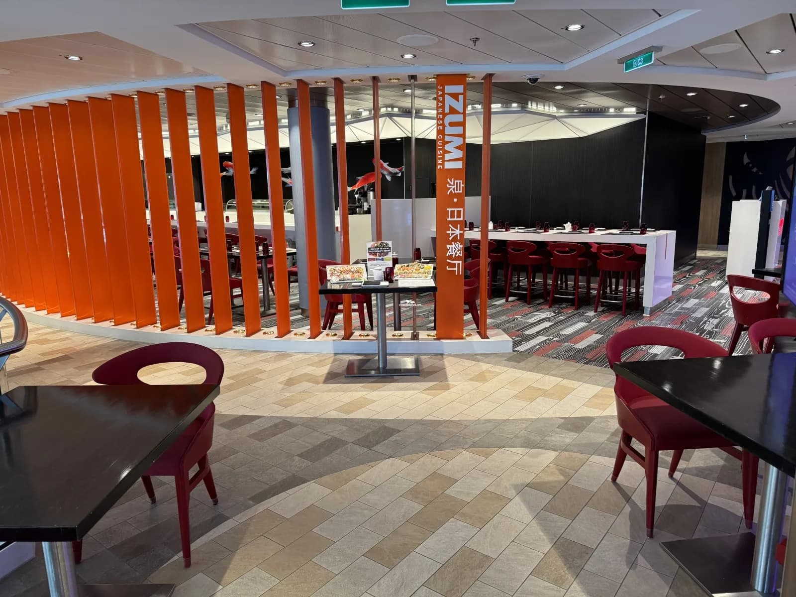 Spectrum of the Seas Dining 