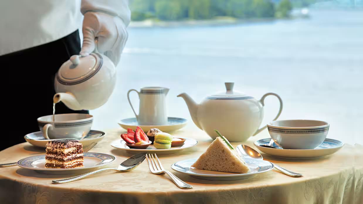 Oceania cruises - Afternoon tea 