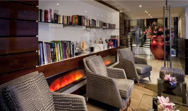 Amaverde rlounge- amawaterways cruises