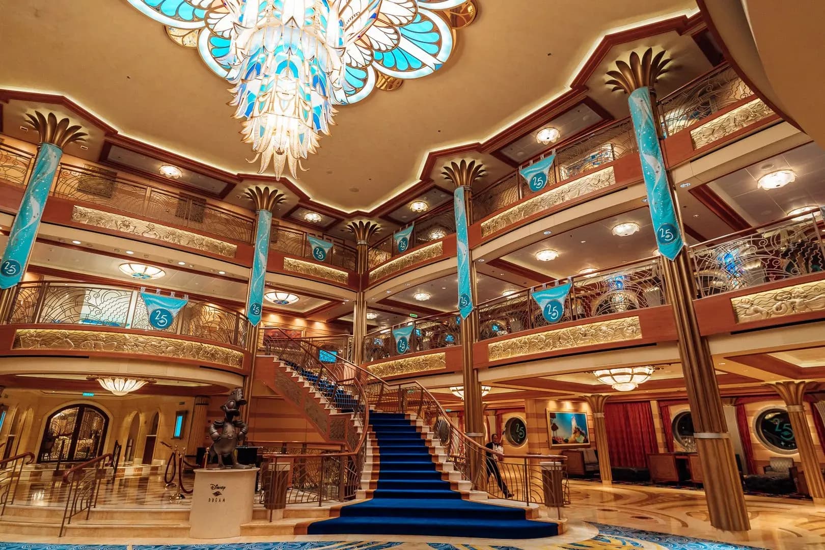 Disney dream royal court