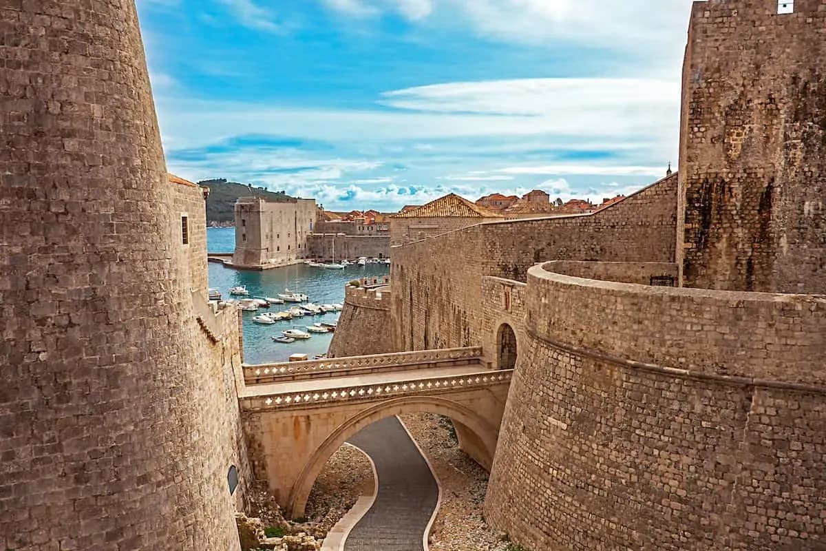 Dubrovnik city walls tours - Cruises to Croatia 