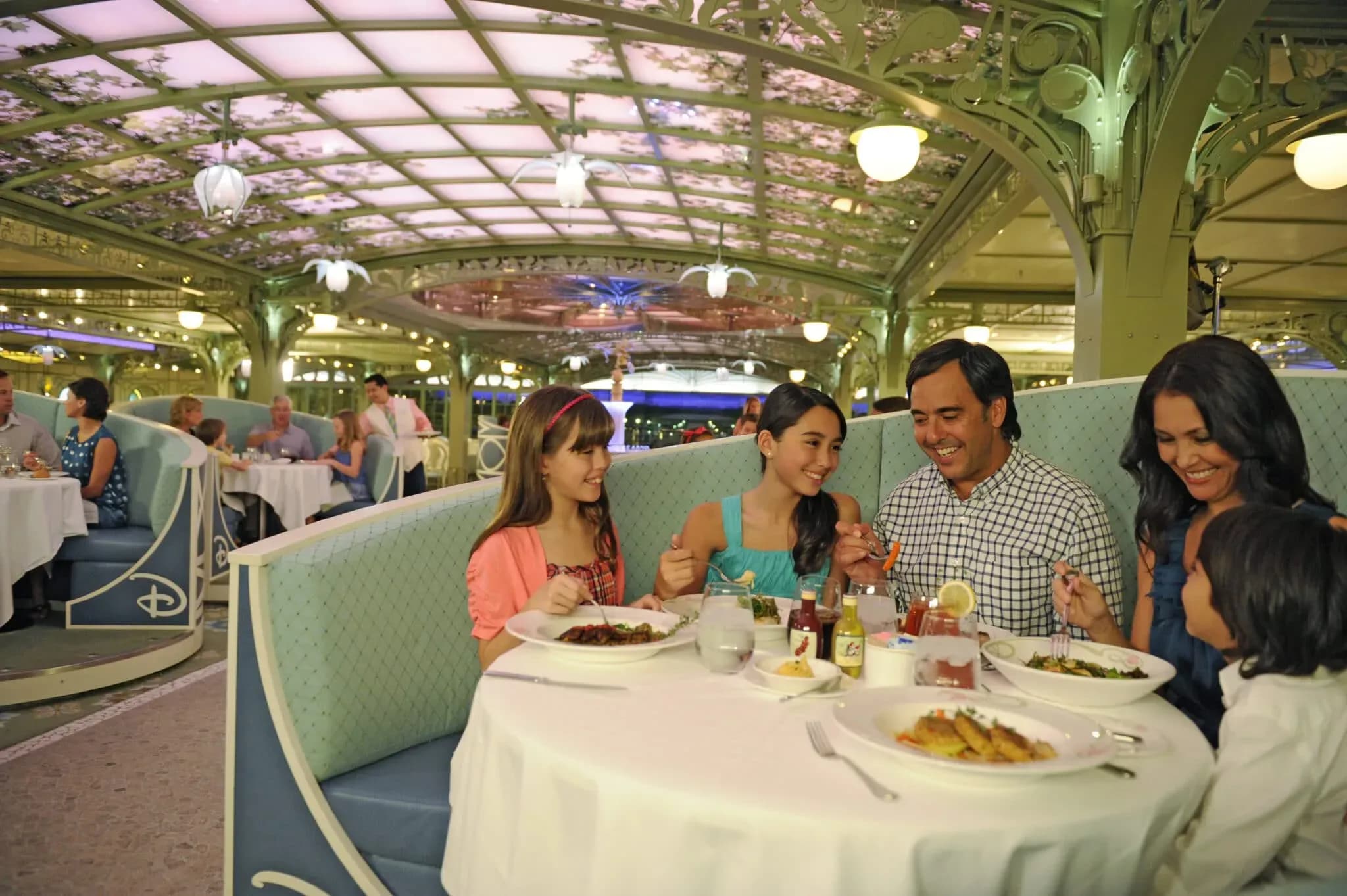 Disney Dream Restaurant and Dining - Disney Fantasy