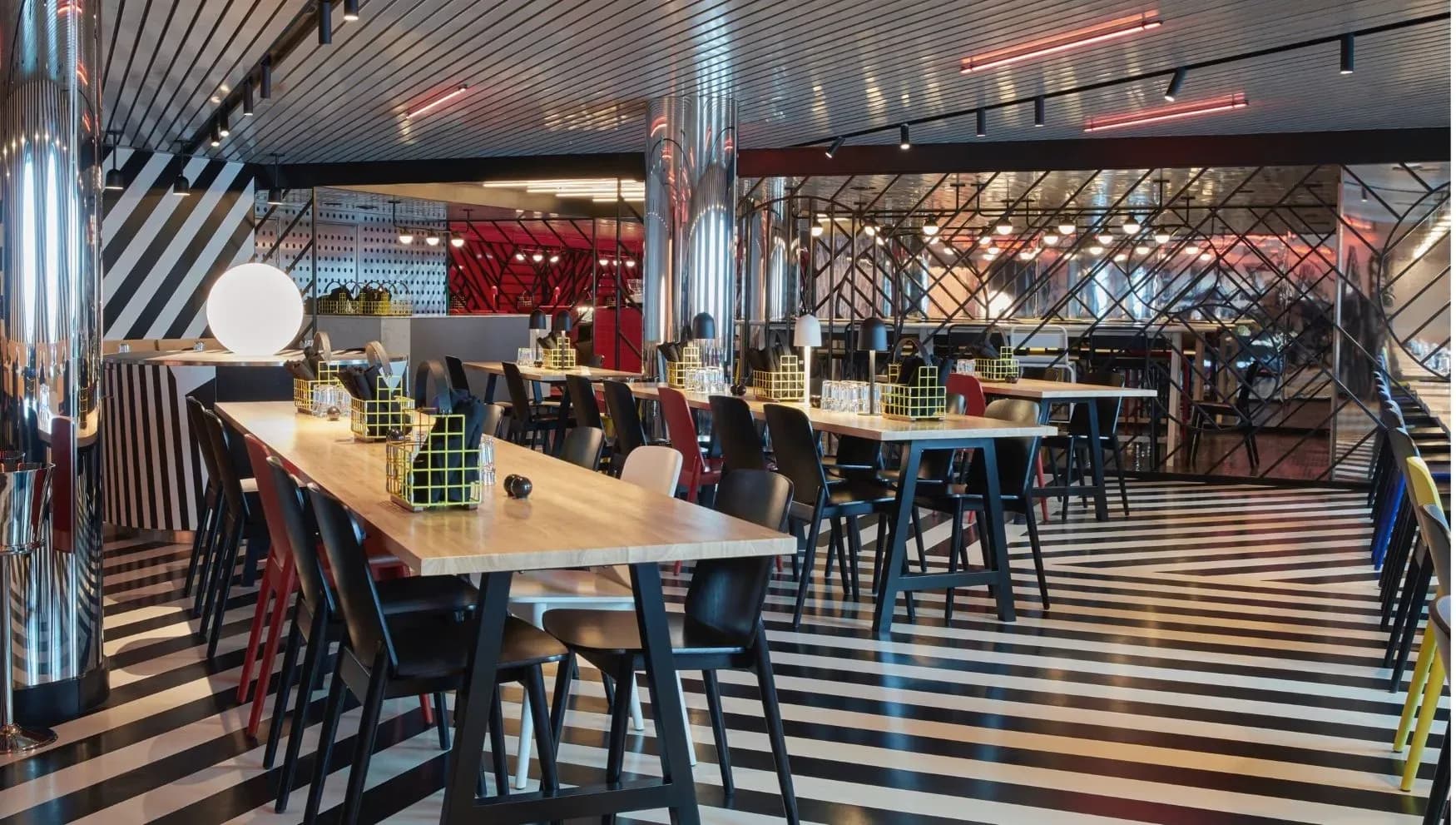 Virgin voyage Cruise Dining Restaurant 