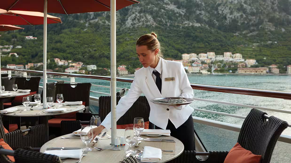 Oceania Marina restaurant