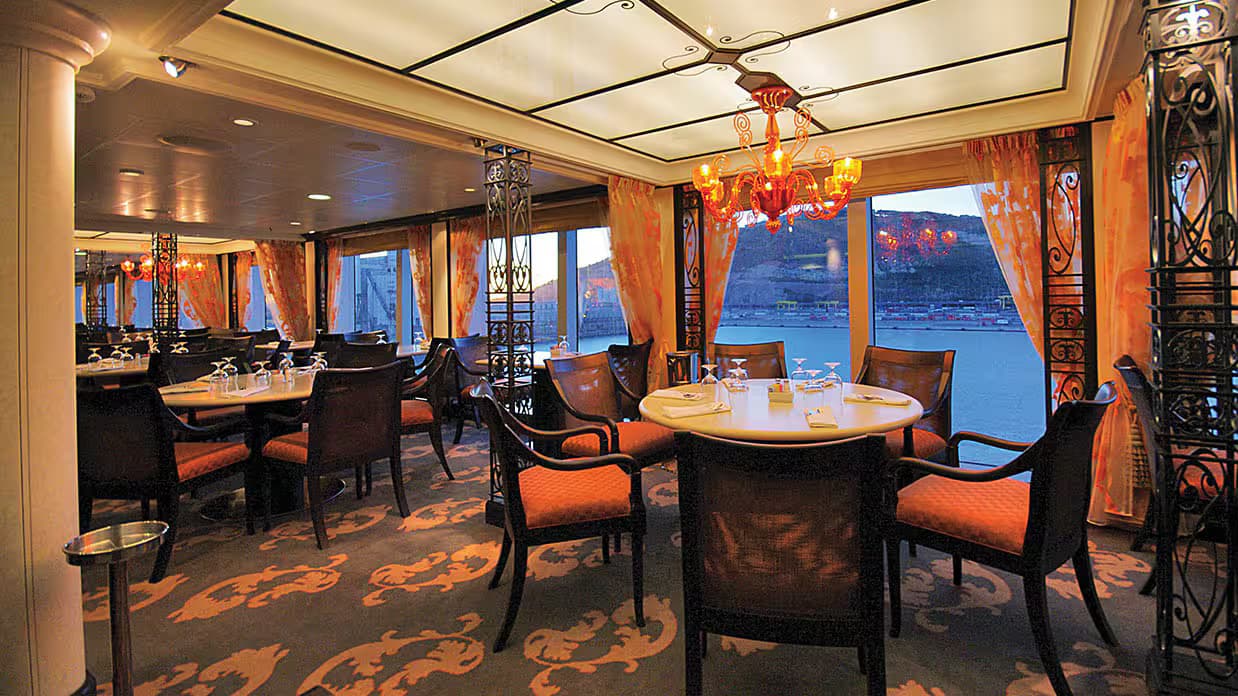 Oceania Marina restaurant