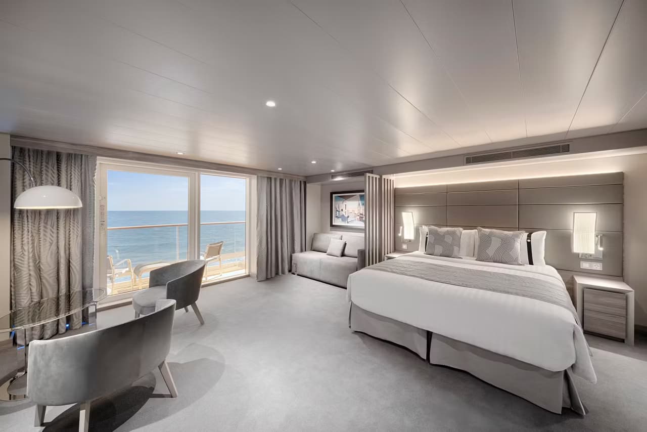 MSC europa Grand suite Aurea with terrace and whirpool - Msc World America, MSC world Asia
