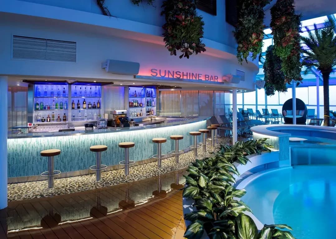 Navigator of the Seas, SunshineBar