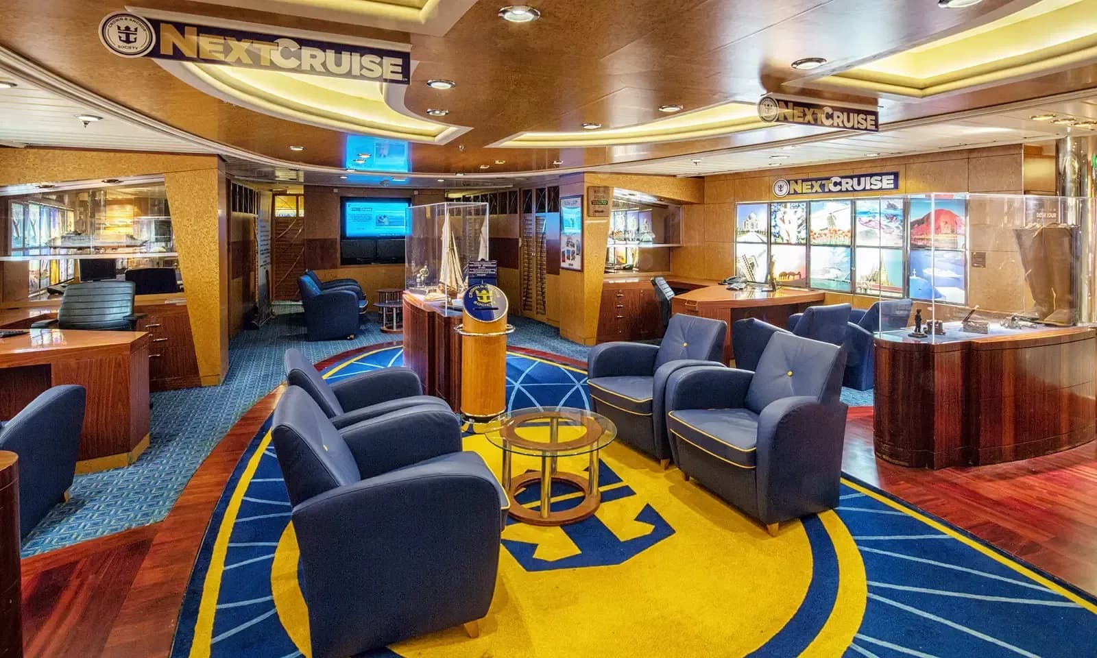 Navigator of the Seas, NextCruise (loyalty) desk area