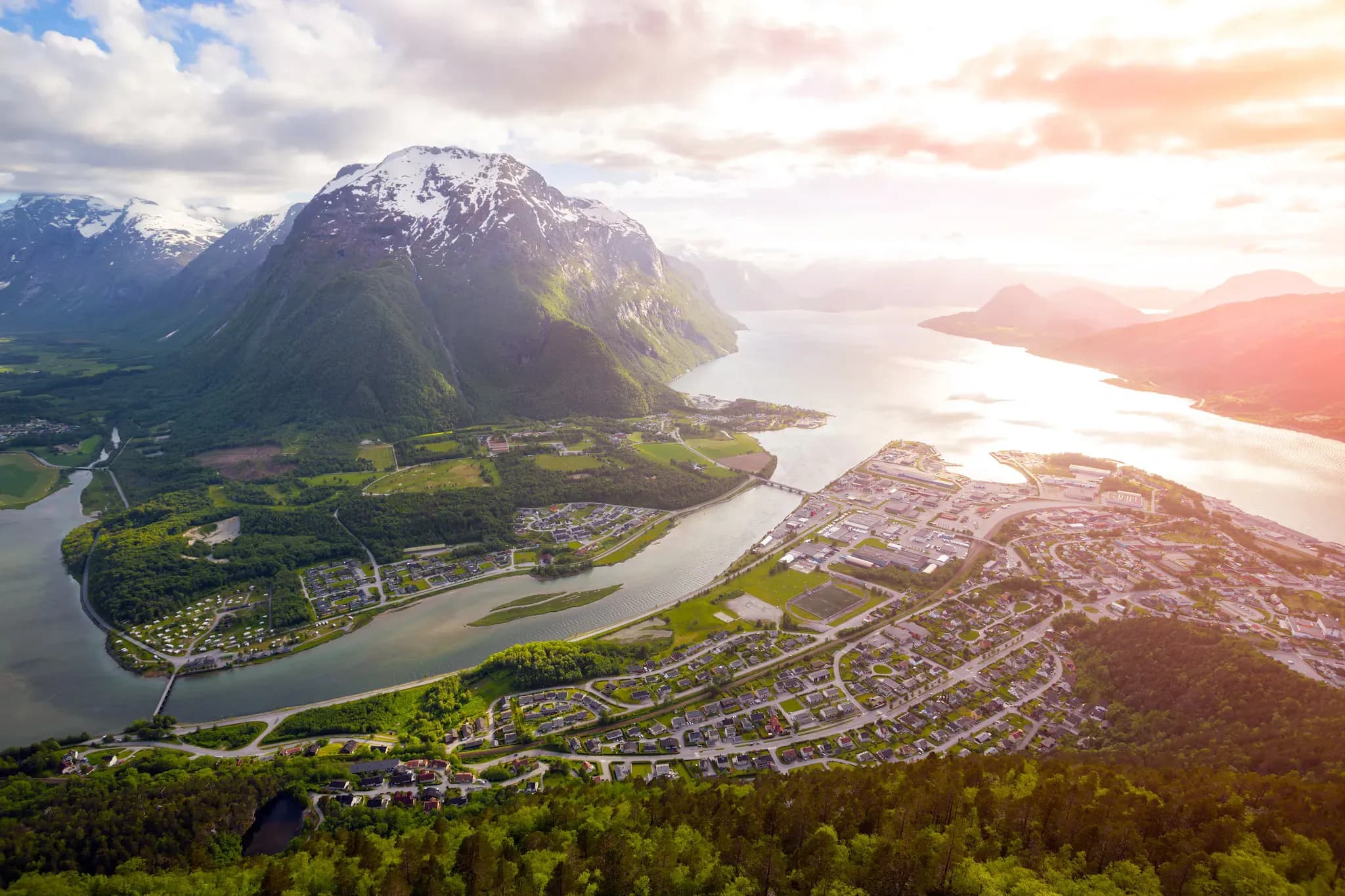 Majestic Norway: Fjords, Mountains & Arctic Landscapes