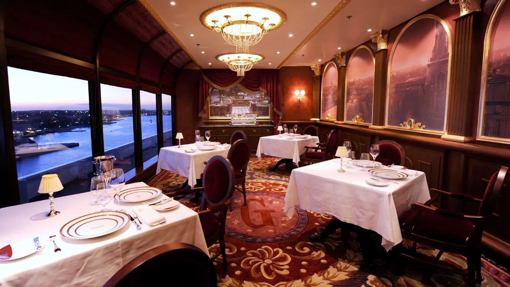 Disney Dream Restaurant and Dining - Disney Fantasy