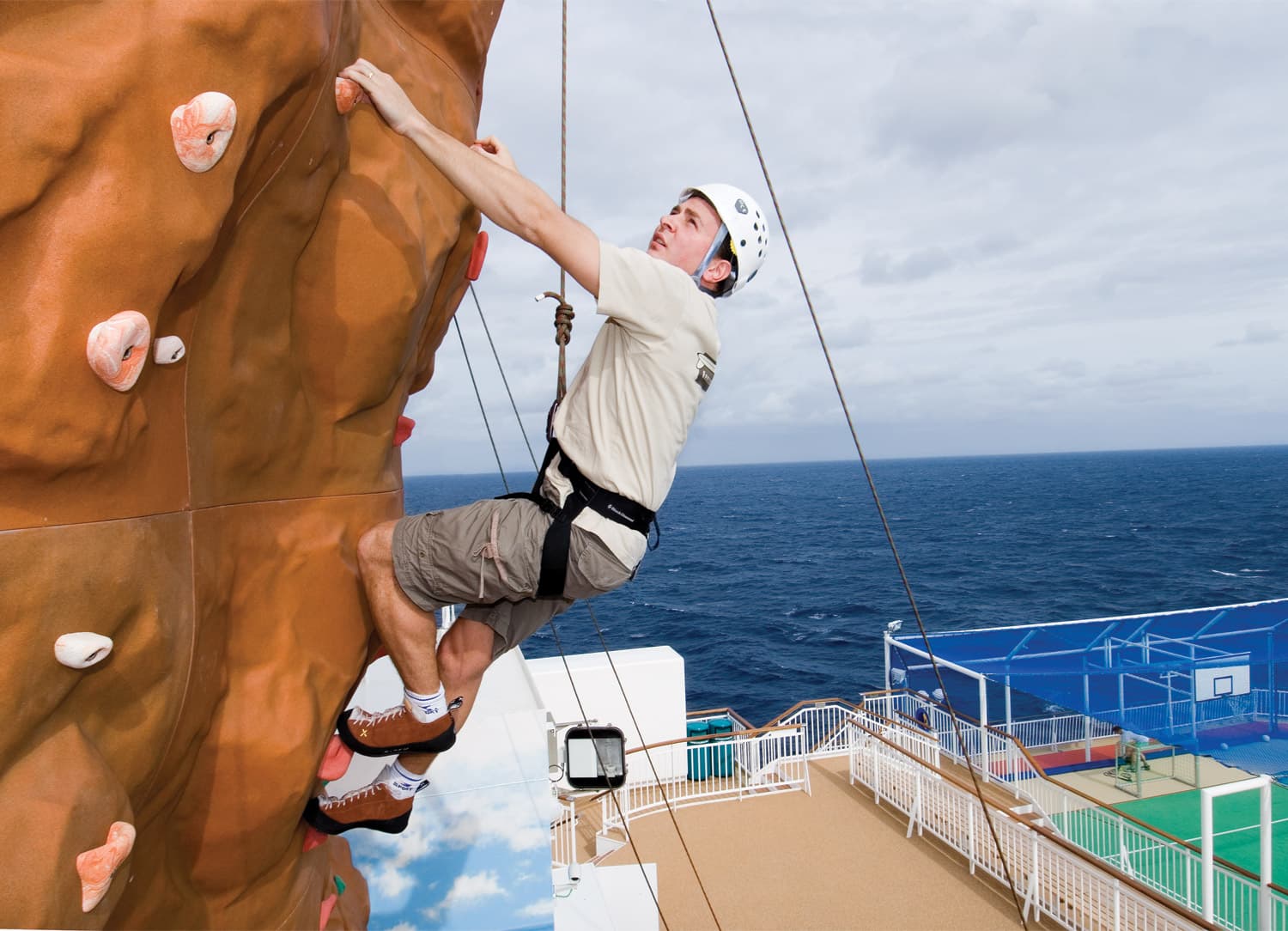 Norwegian Pearl Facilities 