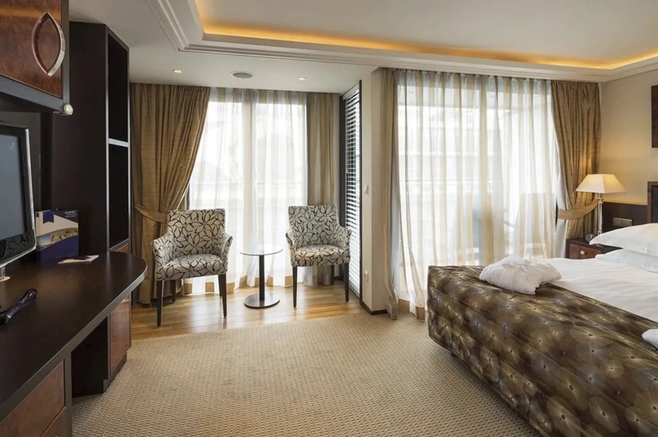 Amaverde Category BB Stateroom - Amawaterways river cruises