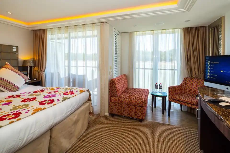 Amalucia French & Outside balcony Cabin