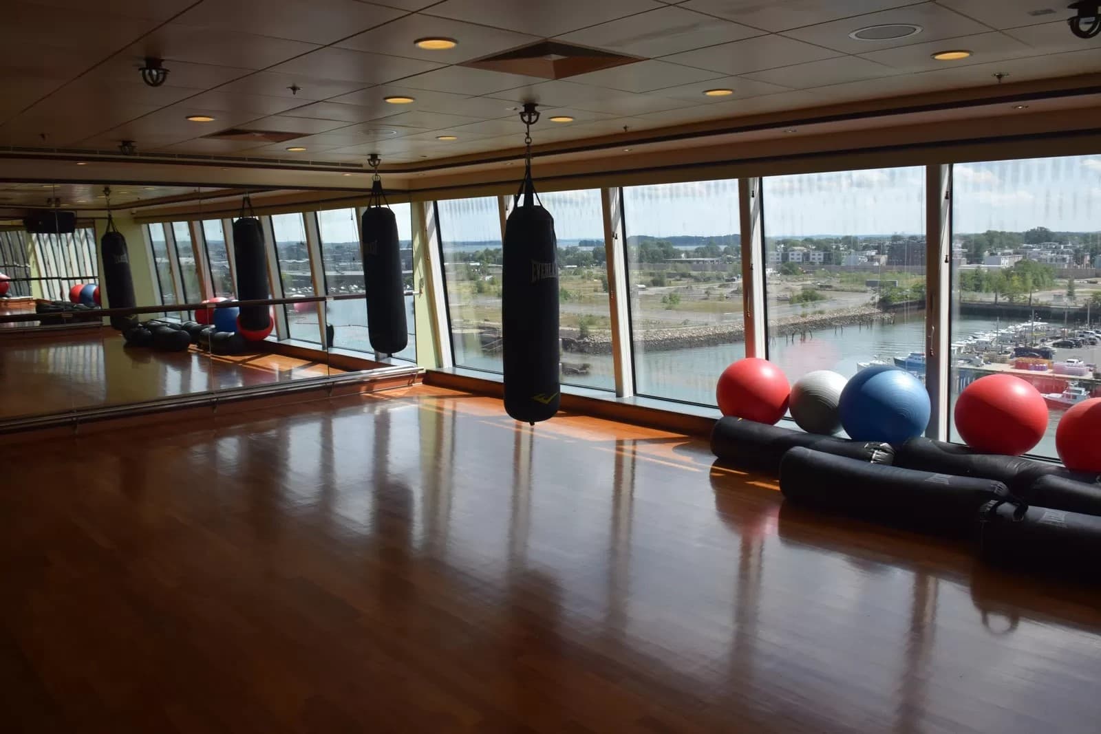 Norwegian Dawn
