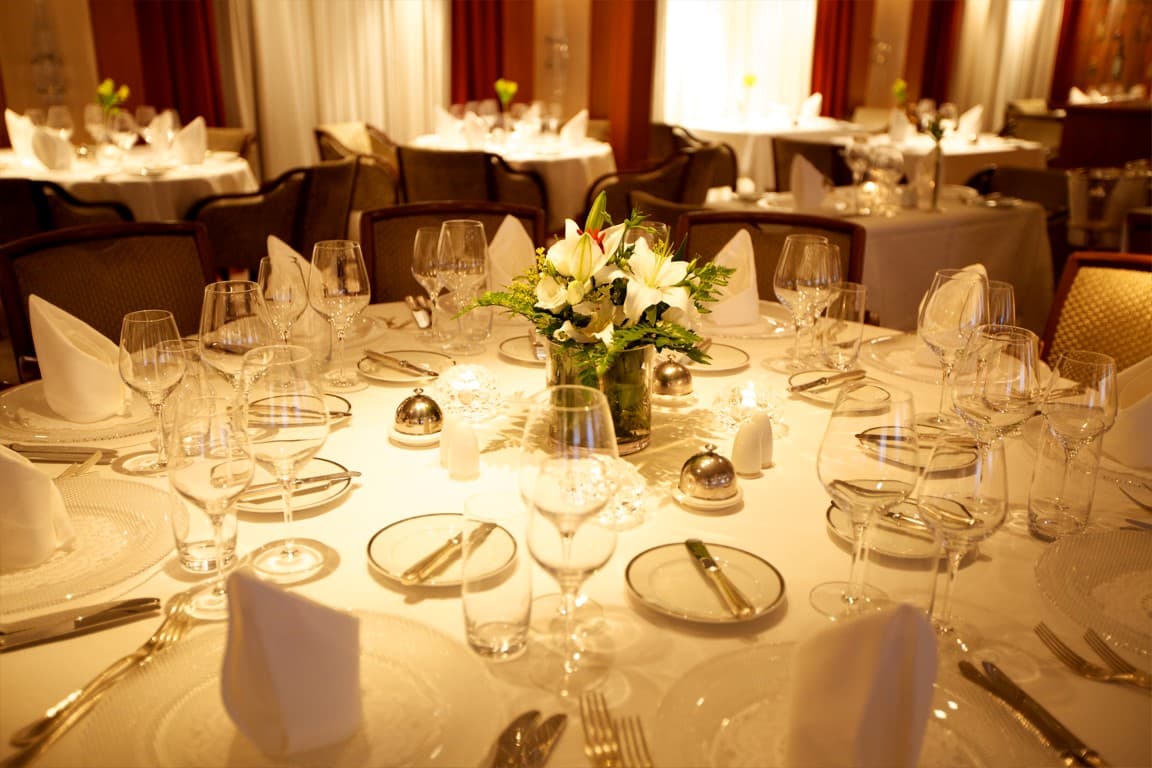 SeaDream I Dining 