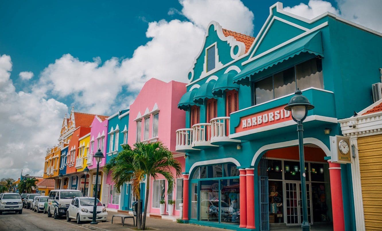 Bonaire Island in the caribbean, cruises to caribbean