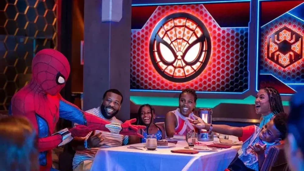 Disney cruise theme restaurants
