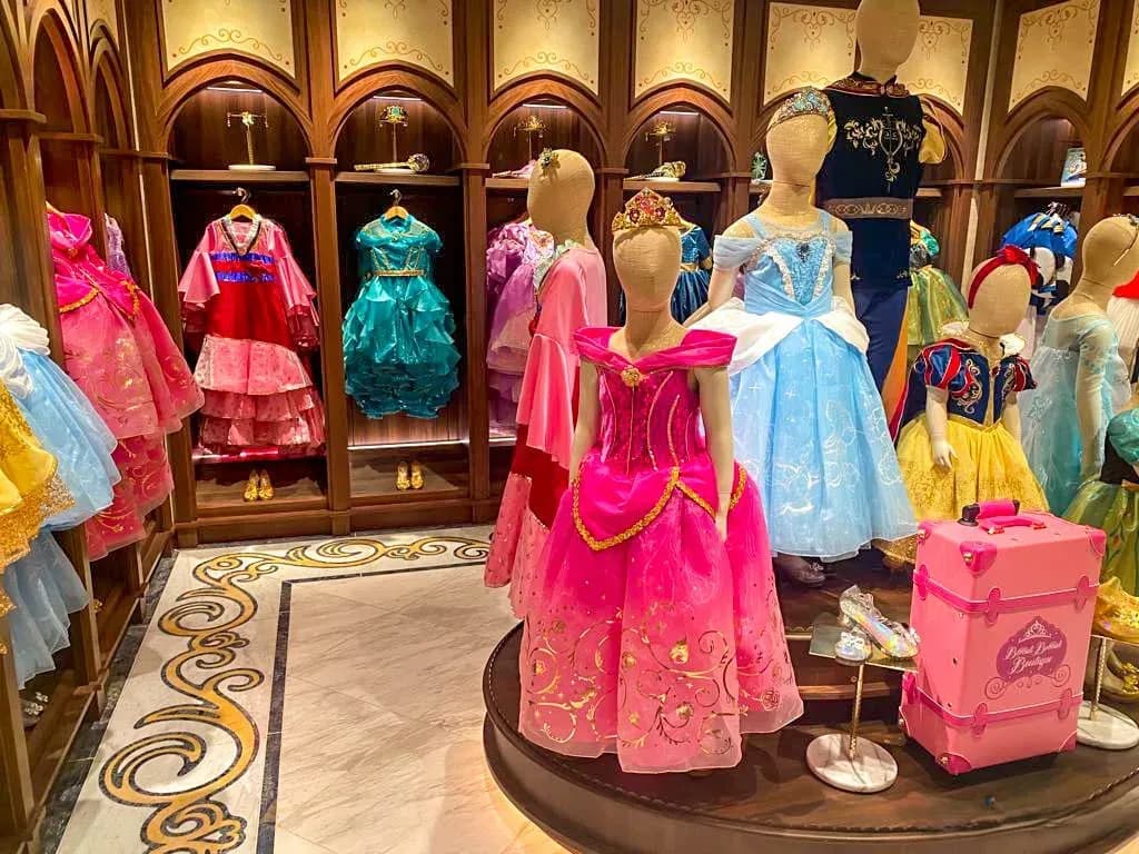 Disney Adventure town square shopping - Bibbidi Bobbidi Boutique