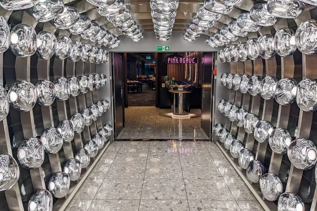 Virgin voyage Cruise Dining Restaurant