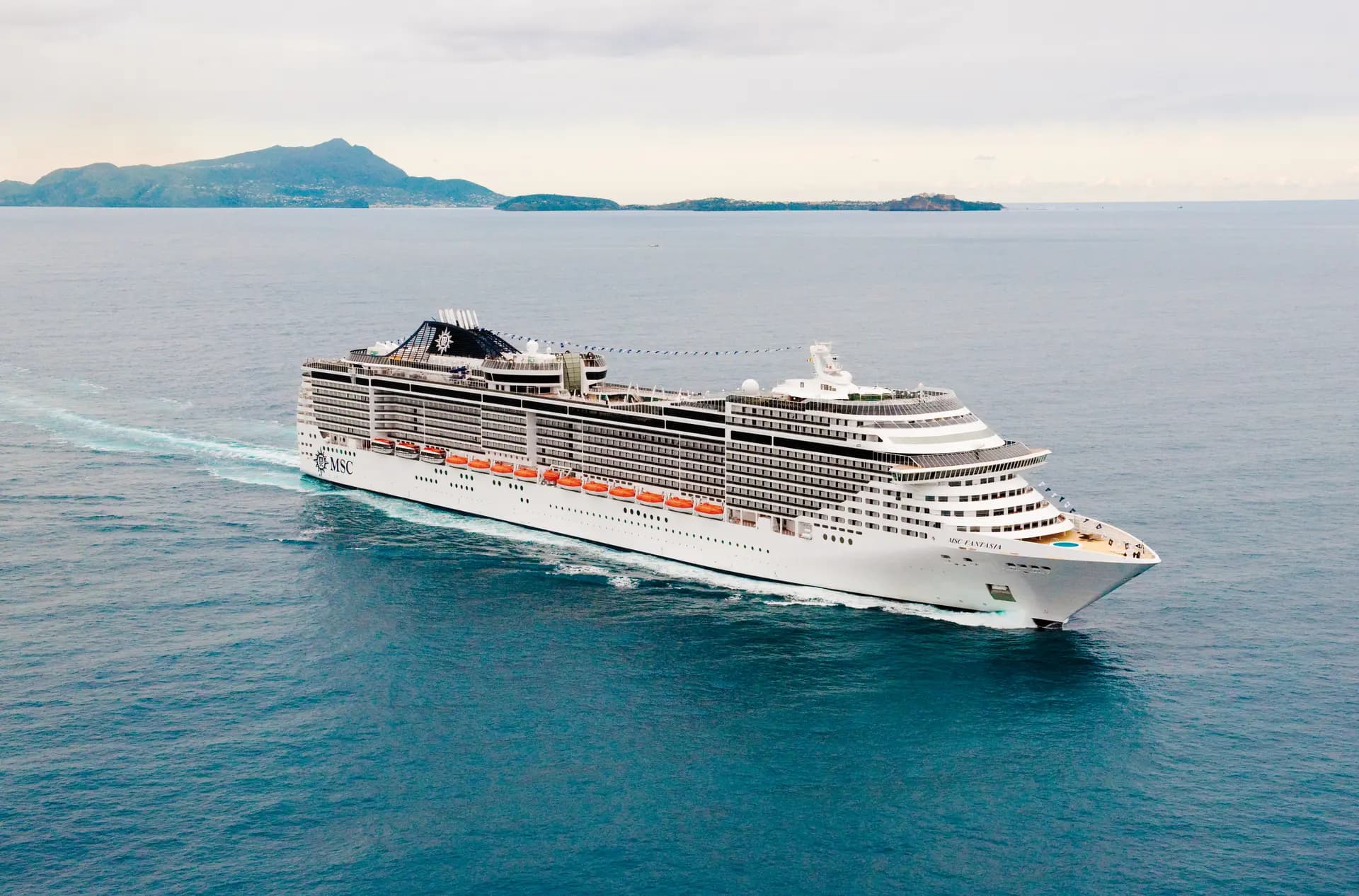MSC fantasia cruise ship