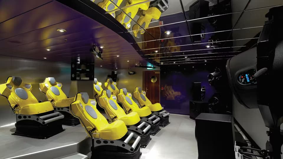 MSC Divina 4D Cinema