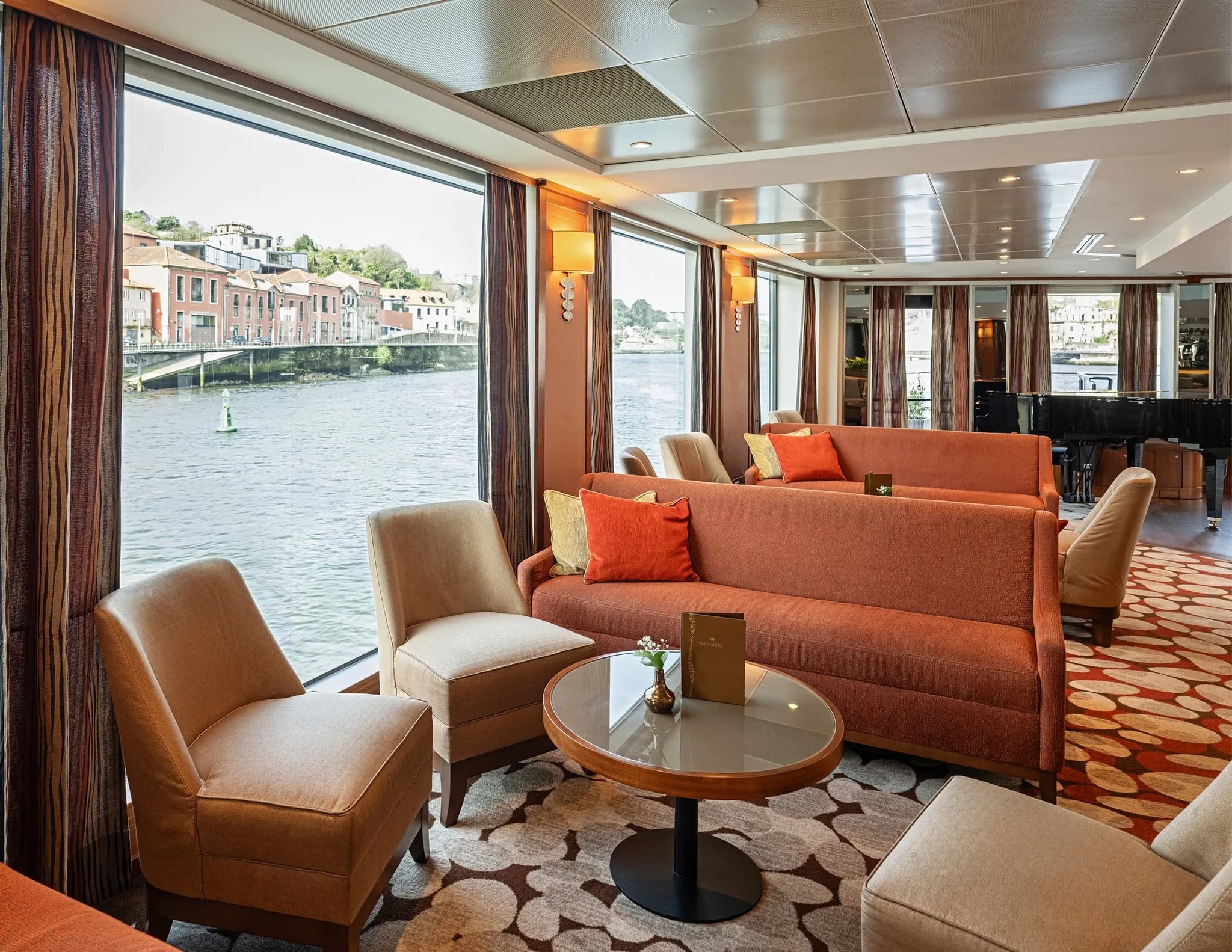 Amaverde dining - amawaterways cruises