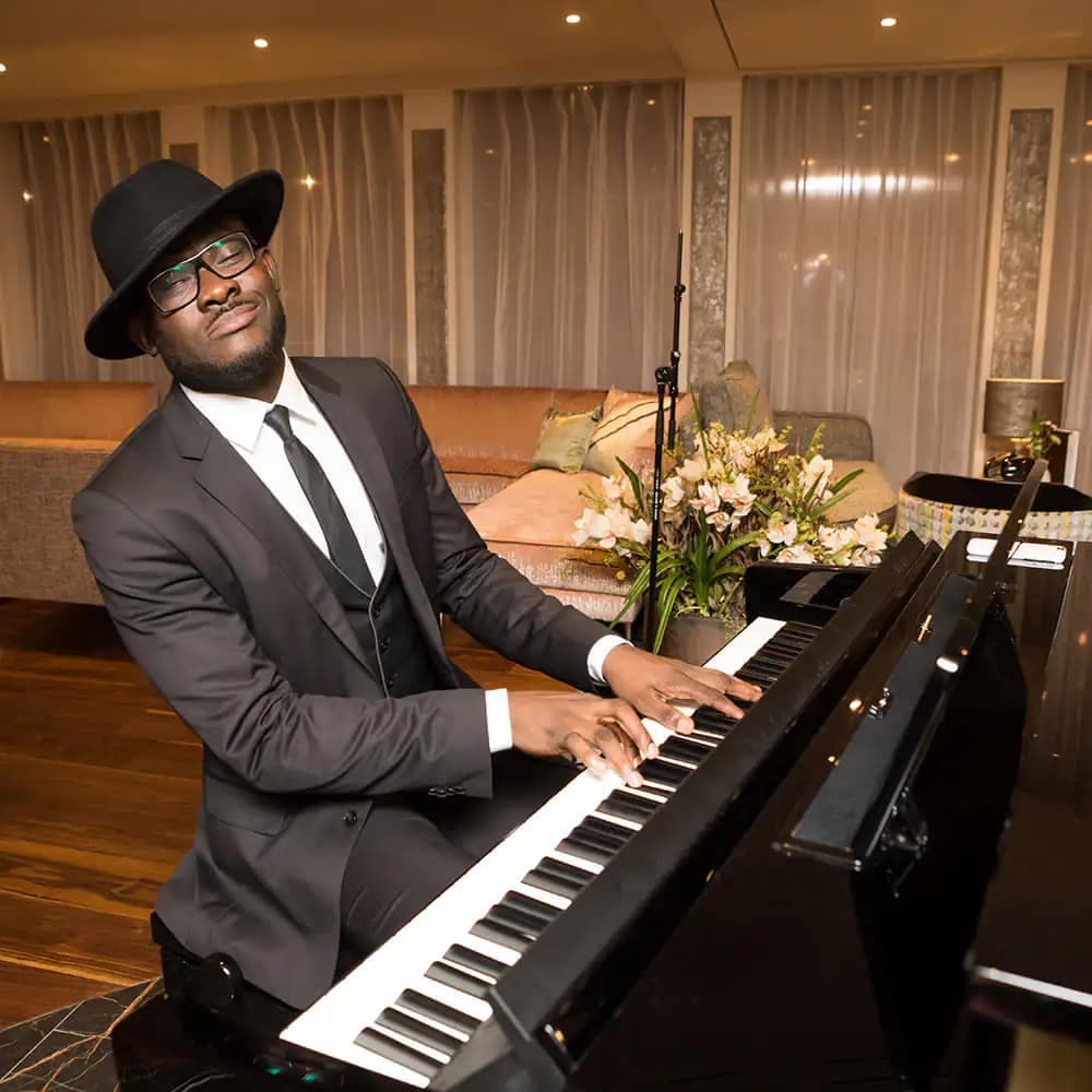 Amawaterways entertainment