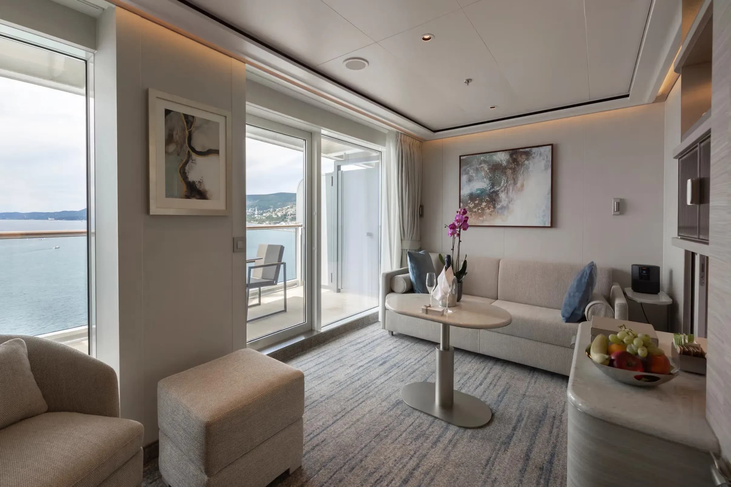 Silversea - Silver Ray - Medallion Suite