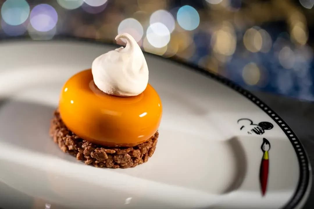 Disney Dream Restaurant and Dining - Disney Fantasy