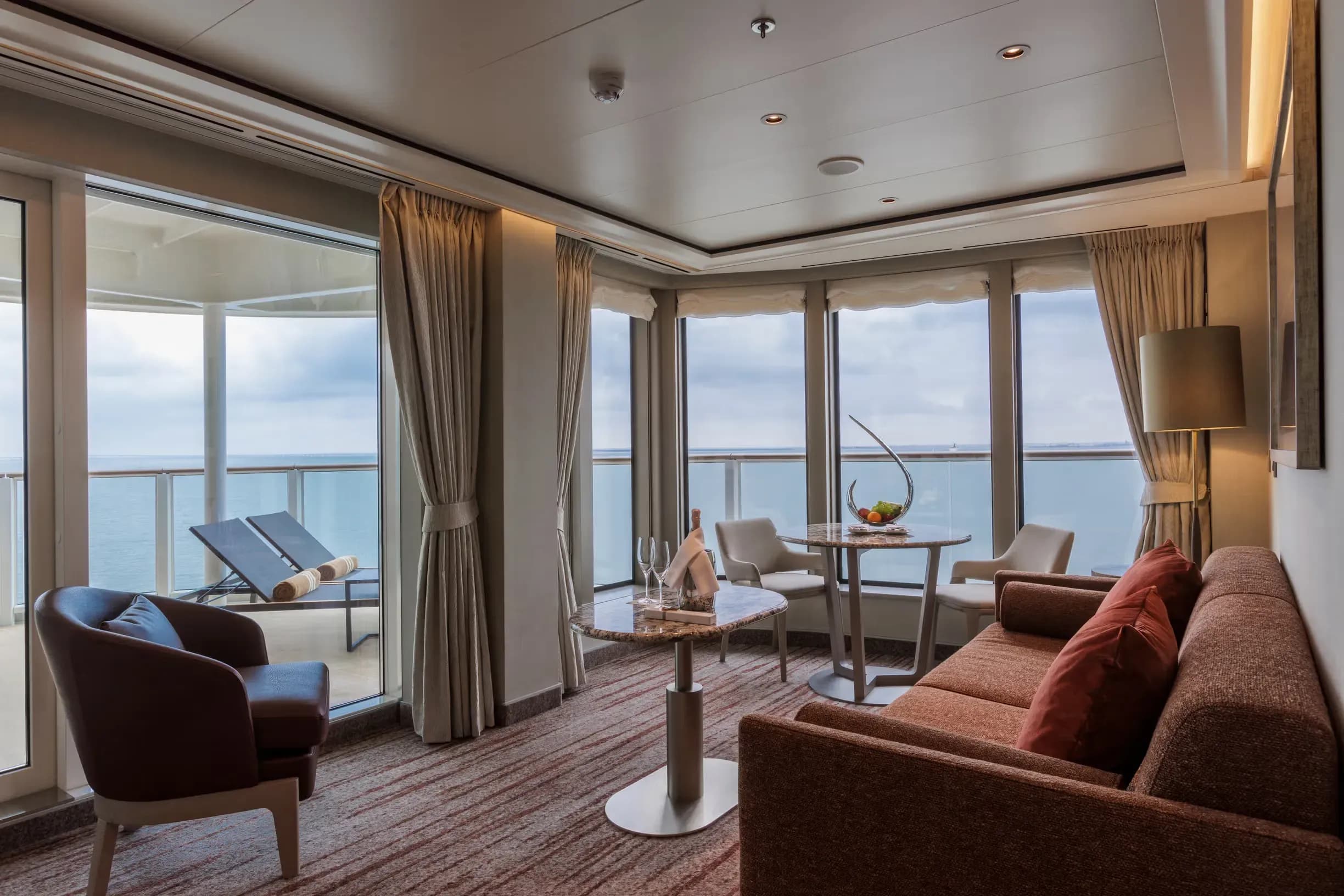 Silversea - Silver Ray - Master Suite