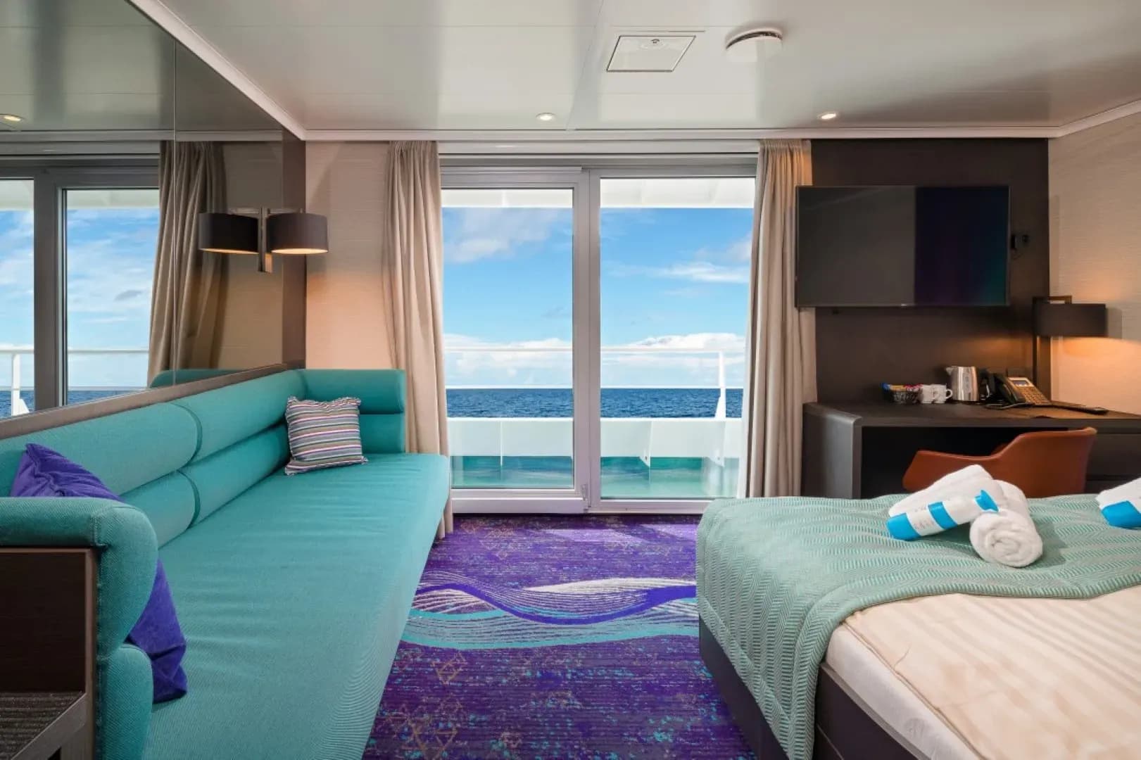 Oceanwide Expeditions - M/V Hondius, Grand Suite