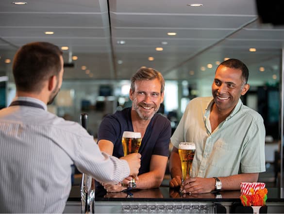 Emerald river cruise entertatinment