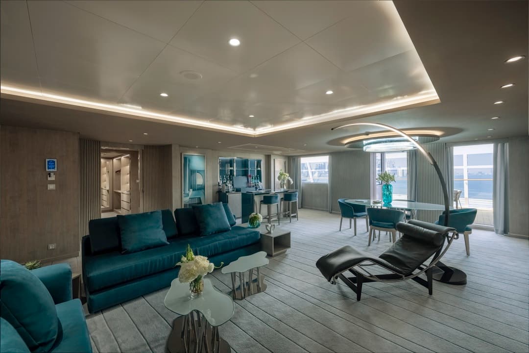 MSC Europa yacht club Owner's suite