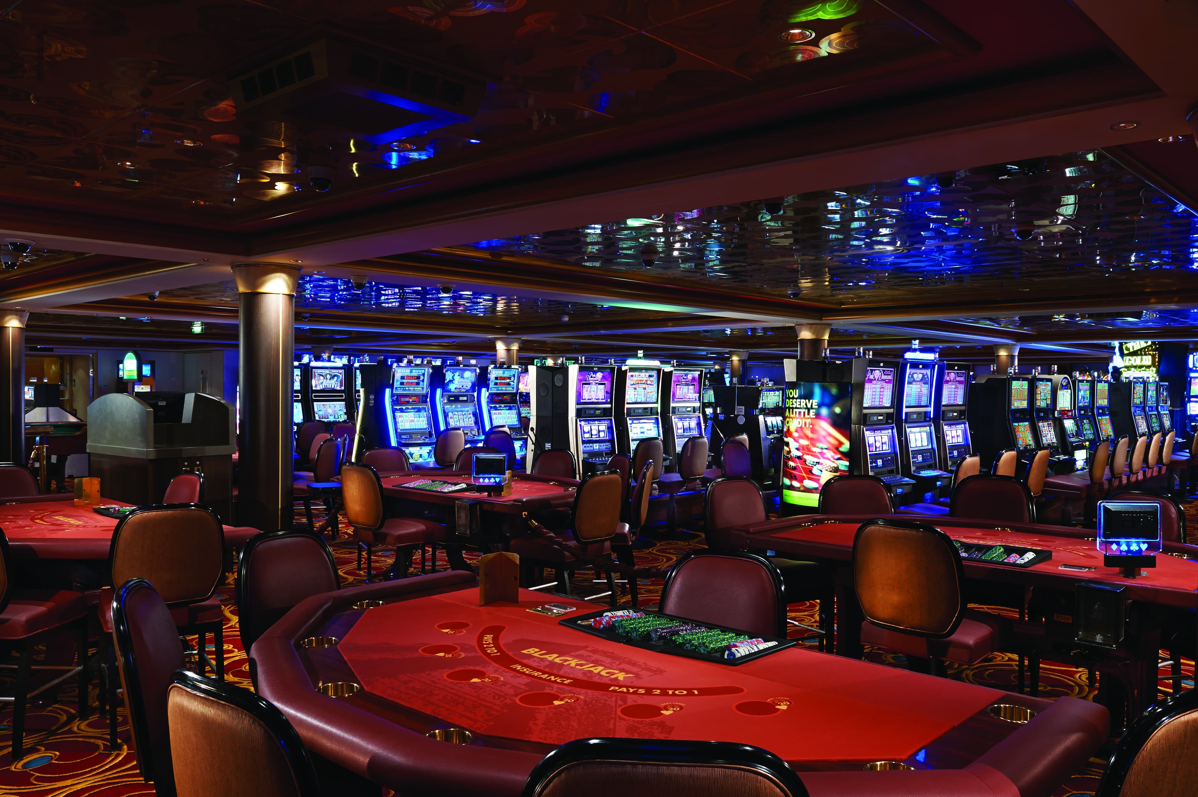Norwegian Pearl Entertainment