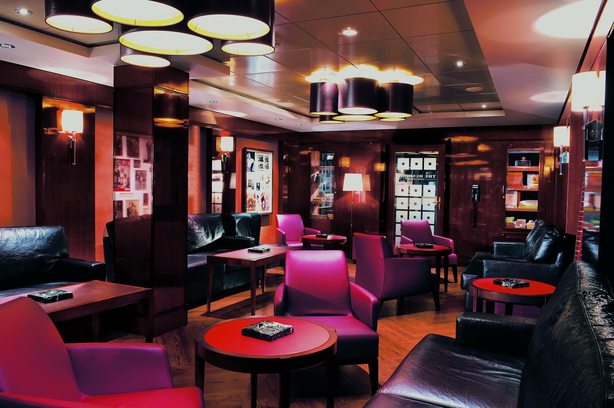 Norwegian Epic Humidor Cigar Lounge
