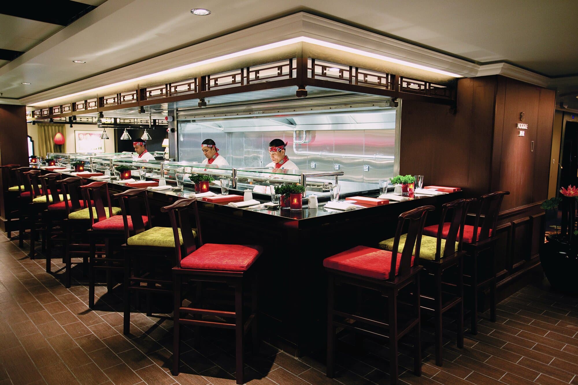 Norwegian Epic Shanghai's and Shanghai's Noodle Bar