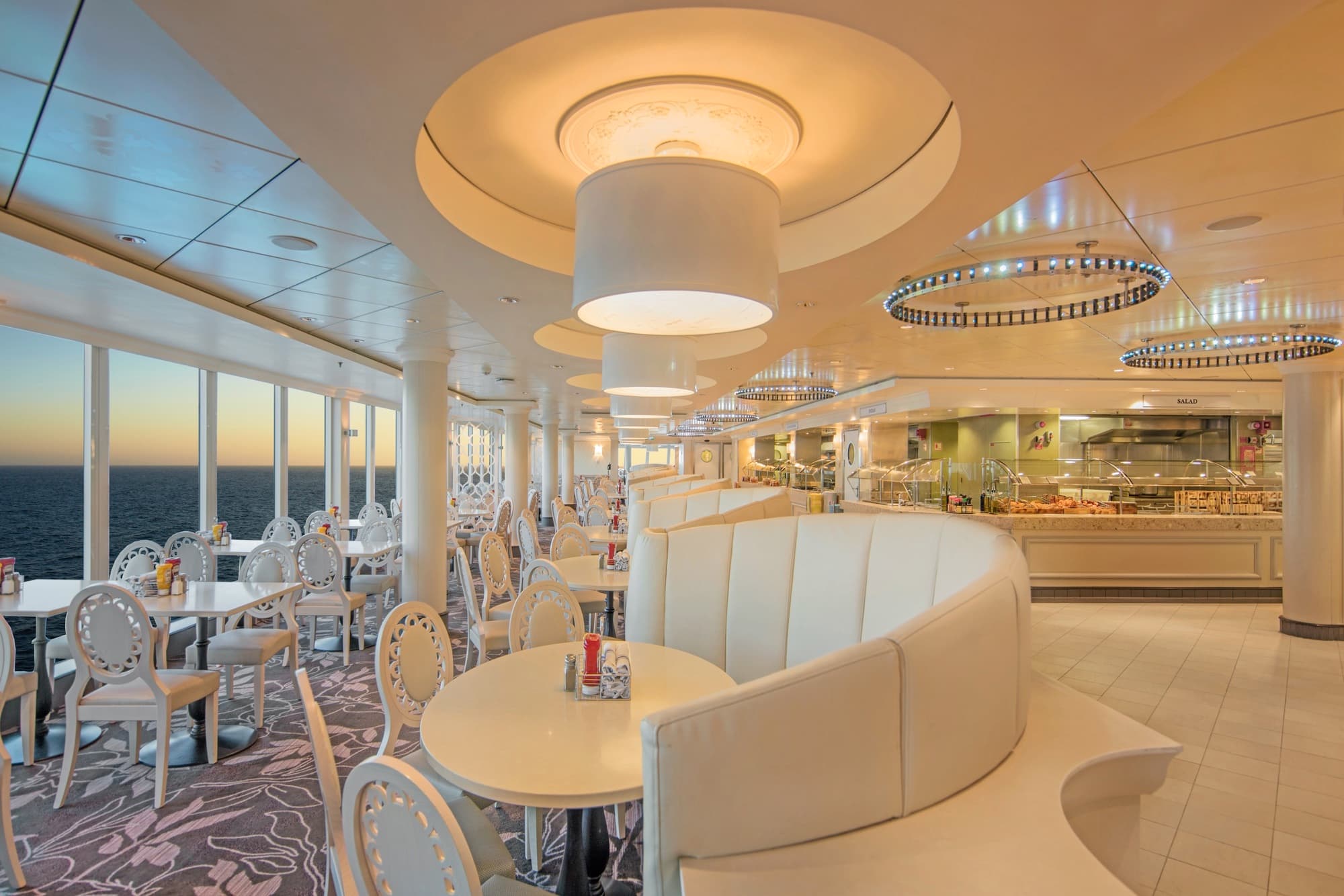 Norwegian Epic, Garden Cafe
