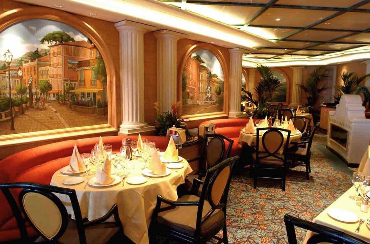 Sapphire and diamond Princess restarant