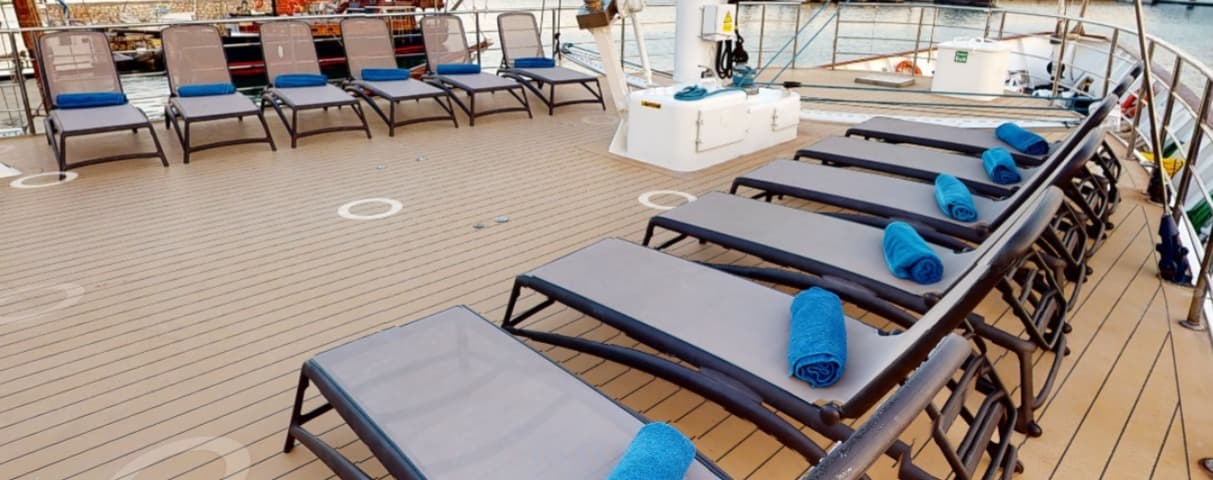 Panaroma Sundeck