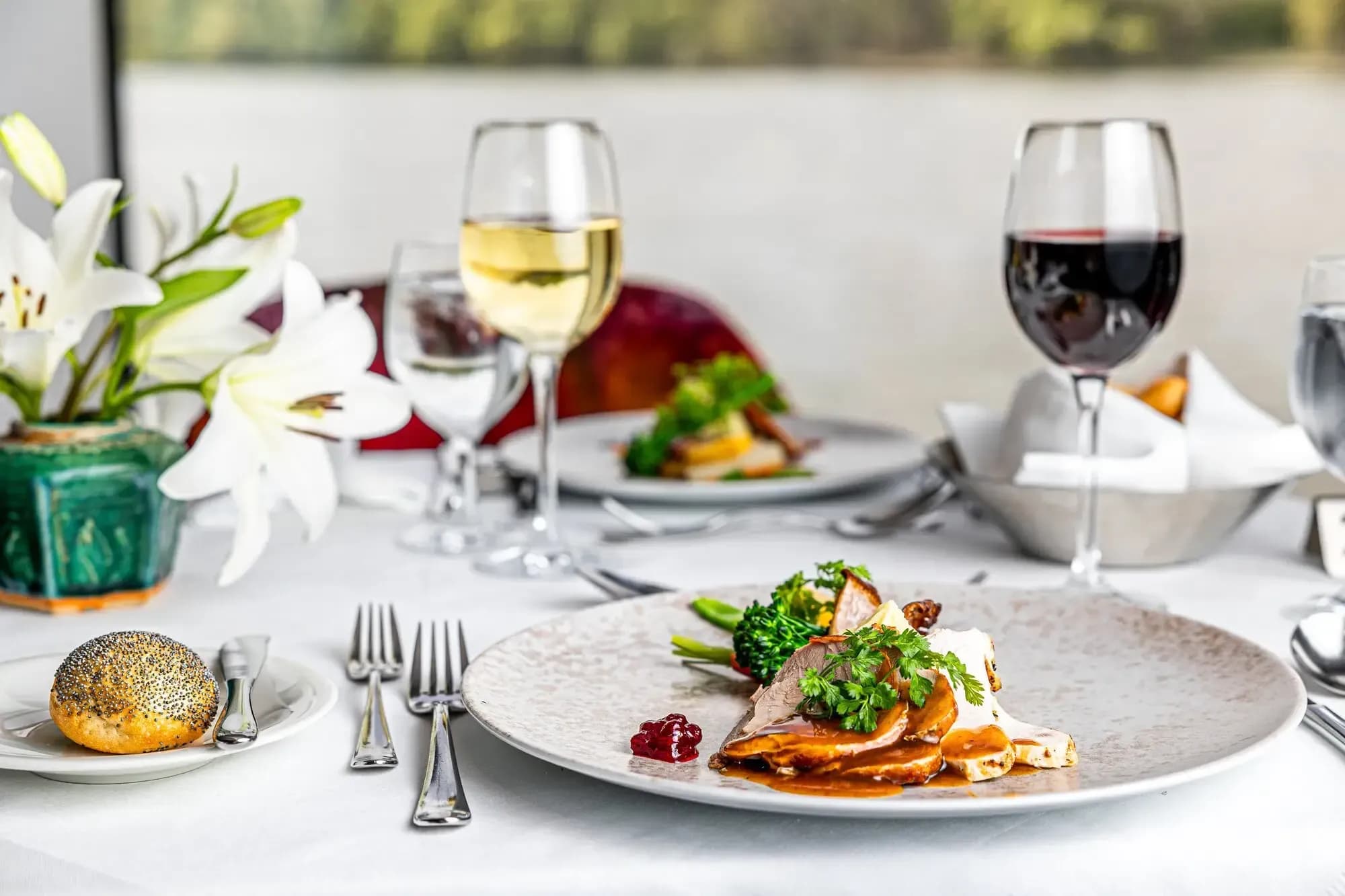 Amawaterways River cruise Dining