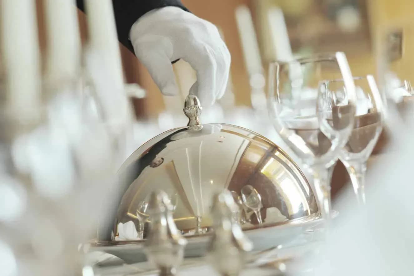 Ponant restaurant and dining