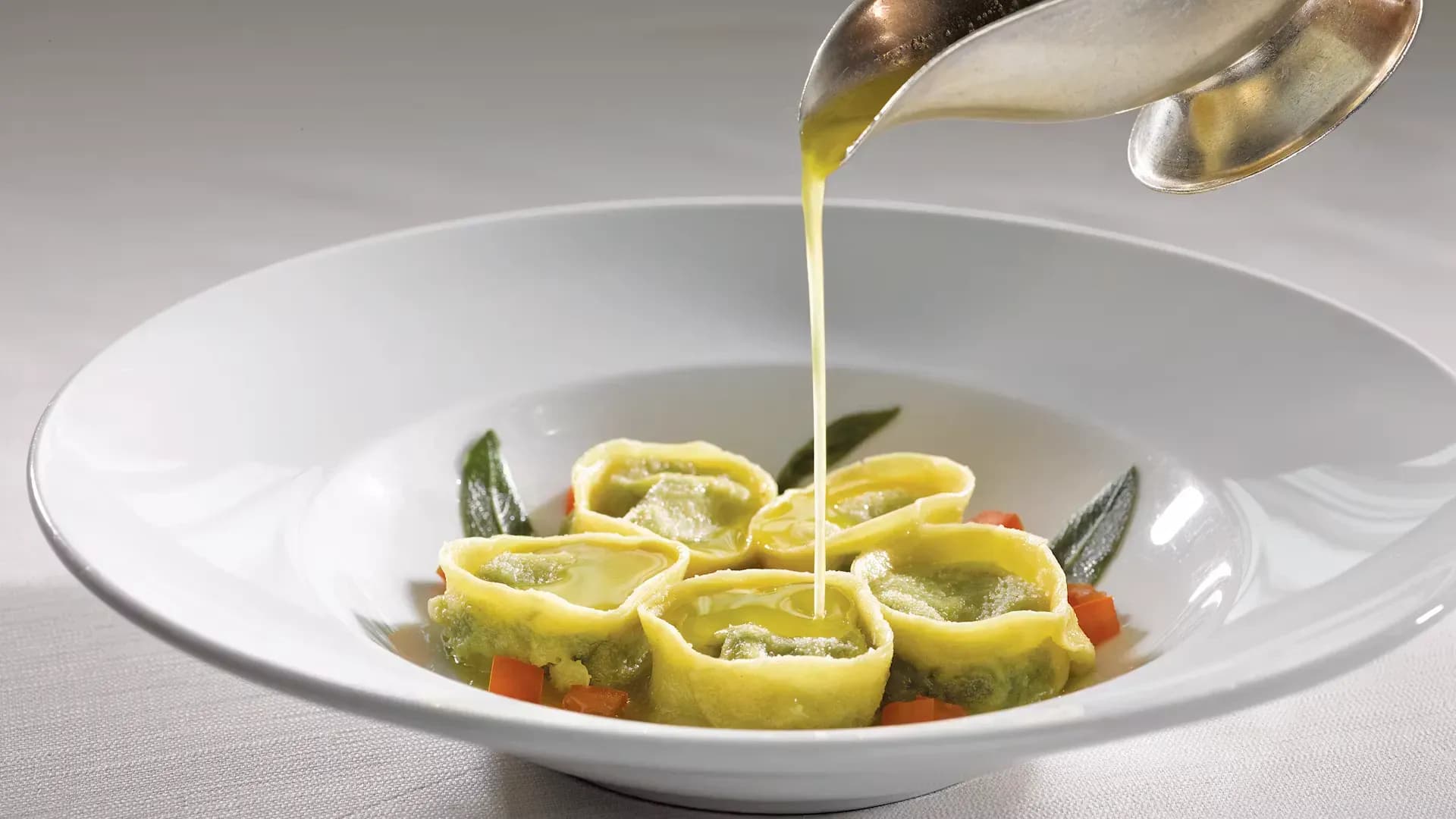Oceania cruise restaurant and food