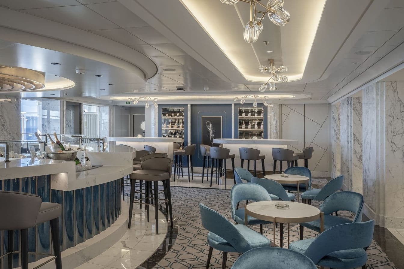 Msc Europa bars and lounges