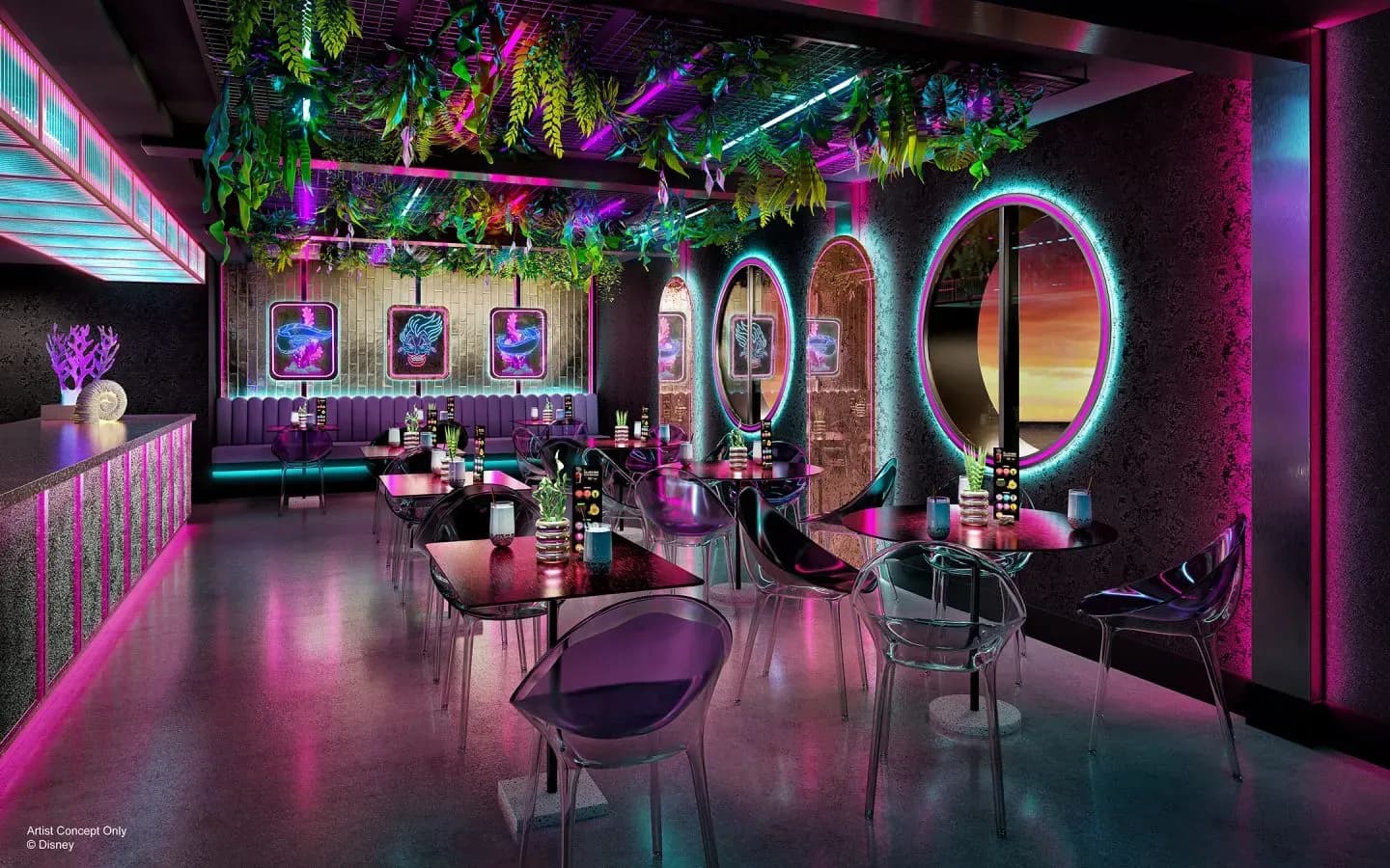 Disney Adventure, Dining